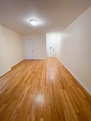 Rented by Urban Real Estate Inc | media 3