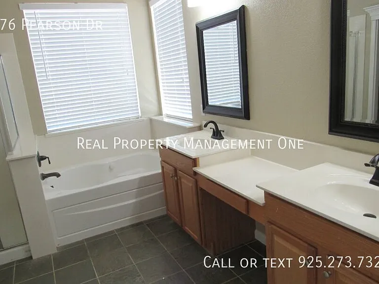 576 Pearson Dr — Photo 27