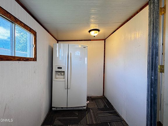 3rd image of 1404 Virginia Ave