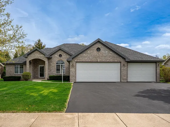 4678 Appell Ln, Cherry Valley, IL 61016