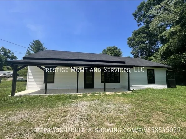 114 Raby St, Canton, NC 28716