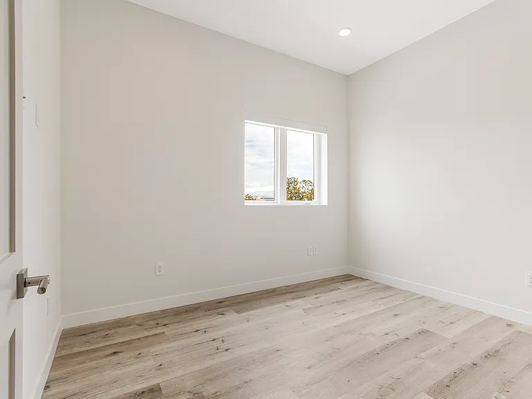 3308 Mentone Ave #304 — Photo 14