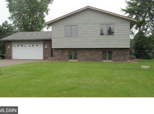 638 Badlands Rd, Hudson, WI 54016