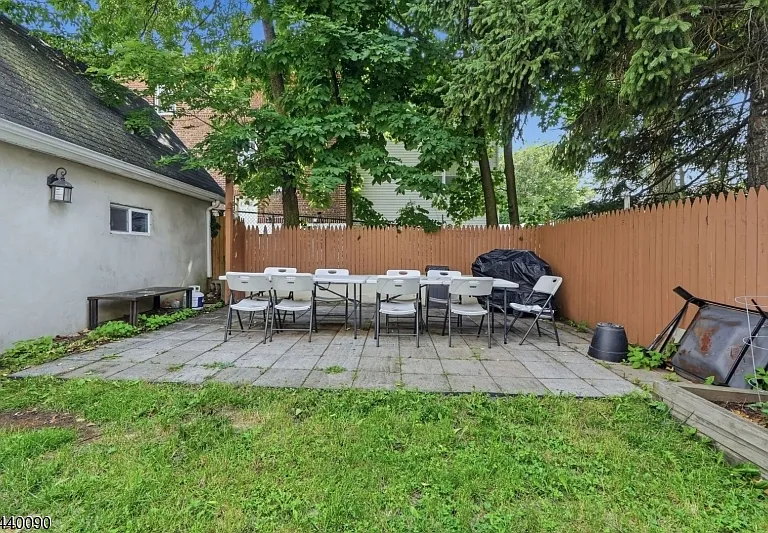 410 Lafayette Ave #2 — Photo 21