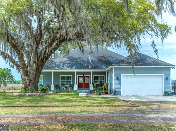 214 Barkentine Dr, Saint Marys, GA 31558