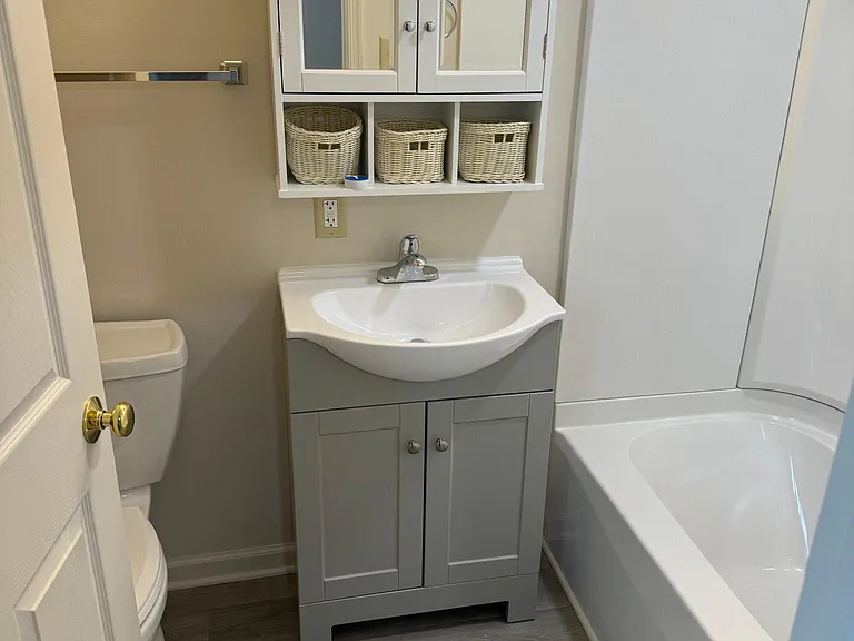 200 N Main St #3 — Photo 7