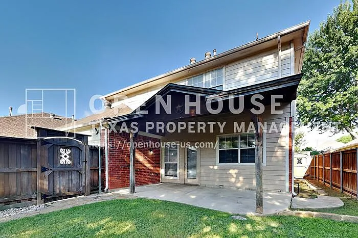 6916 Chateau Dr — Photo 18