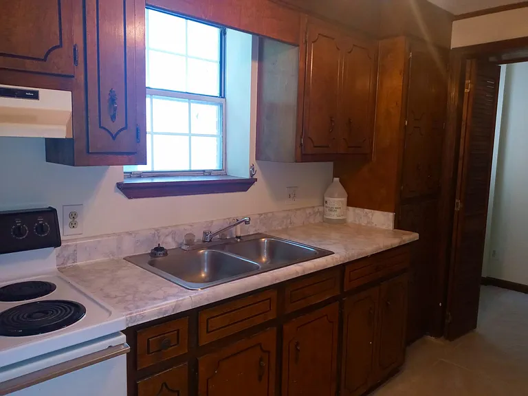 3210 Thompson Ln #C — Photo 3