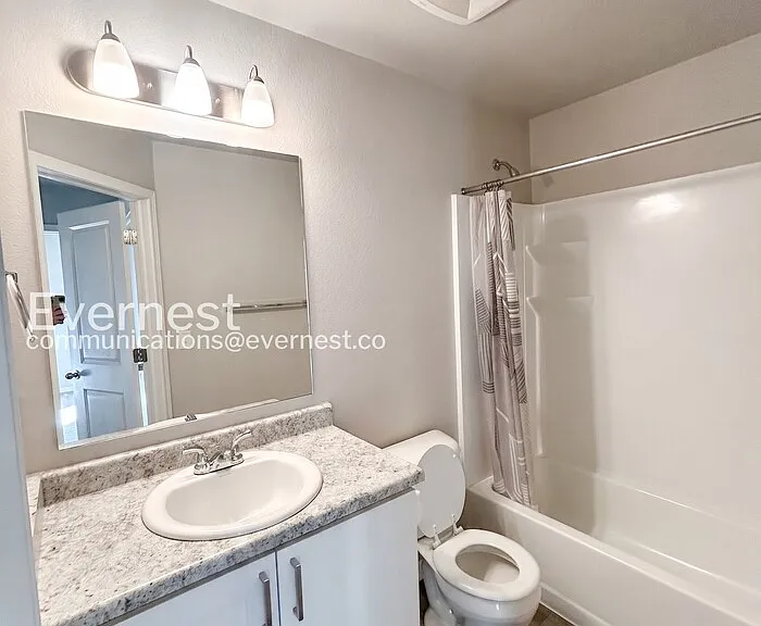 945 Technology Ct — Photo 15