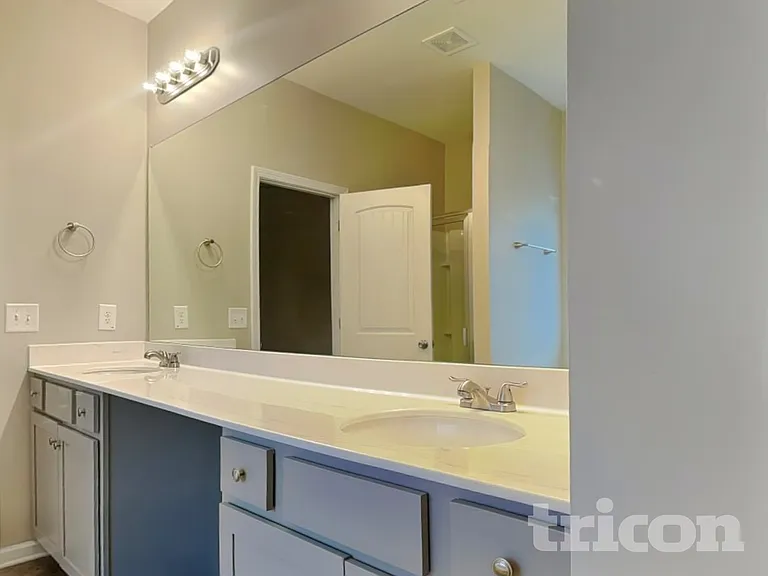 307 Arbor Cir — Photo 8