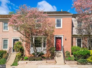 2266 Cartbridge Rd, Falls Church, VA 22043