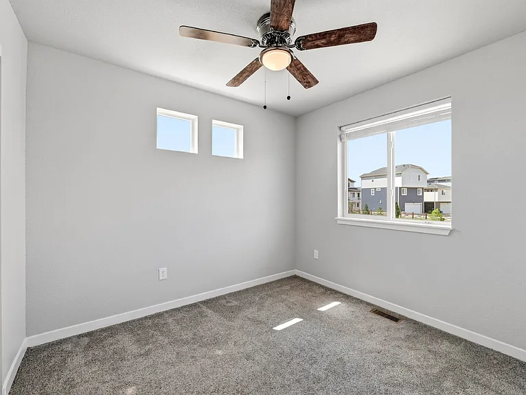 5668 Tramore Ct — Photo 16