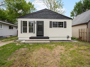 136 W New York Ave, Pontiac, MI 48340