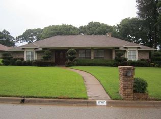1707 Greenleaf St, Longview, TX 75605