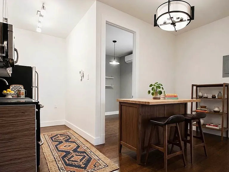 924 Dean St #2FF — Photo 5