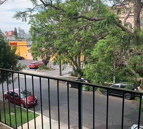 5th image of 1819 Greenfield Ave APT 302