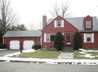 5 Calvin Ter, Northampton, MA 01060