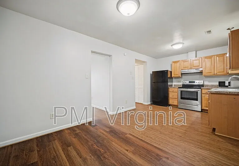 3310 Scarborough Way — Photo 9