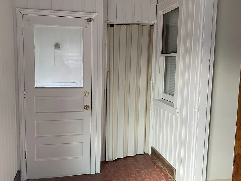 819 Marengo Ave #2 — Photo 4