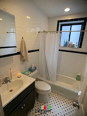 5th image of 223 7th Ave #4B