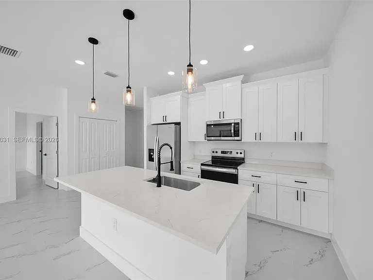 4982 Fairway Ct — Photo 12