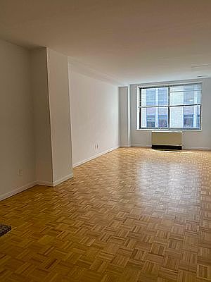 3rd image of 50 Pine St #19LM