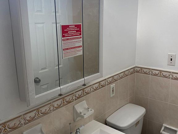 5th image of 36-20 Parsons Blvd #2E