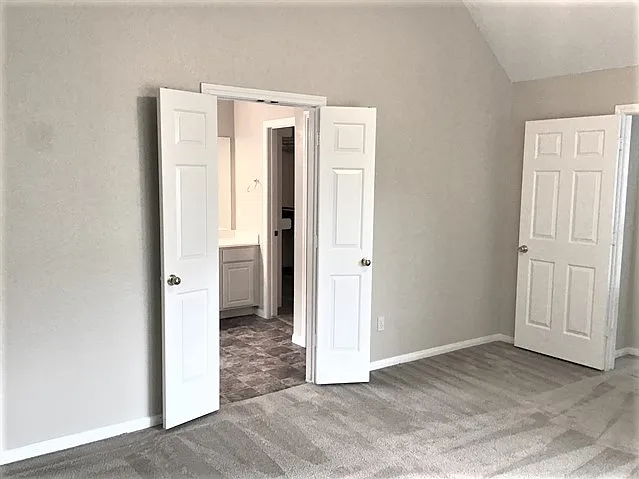 4715 Meadows Edge Ln — Photo 10