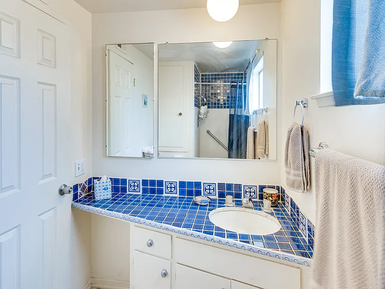24308 Shrewsbury Cir — Photo 9