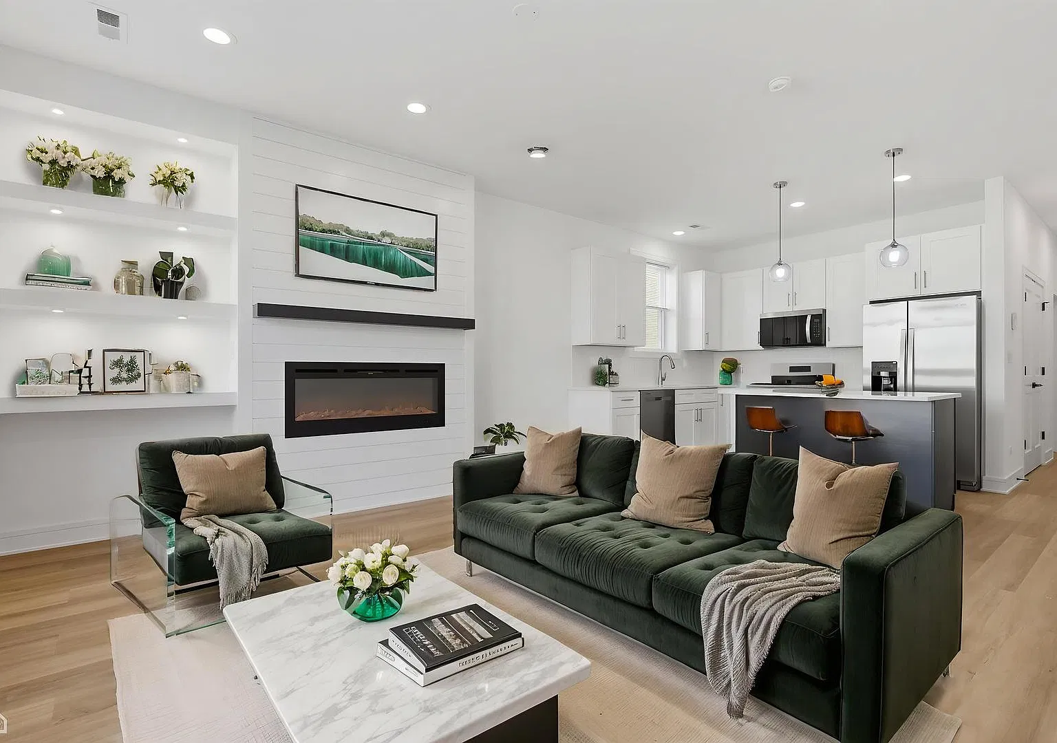 3 bed, $3,150 — Photo 2