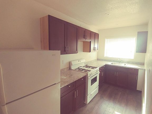 Kitchen, new floors and cabinets