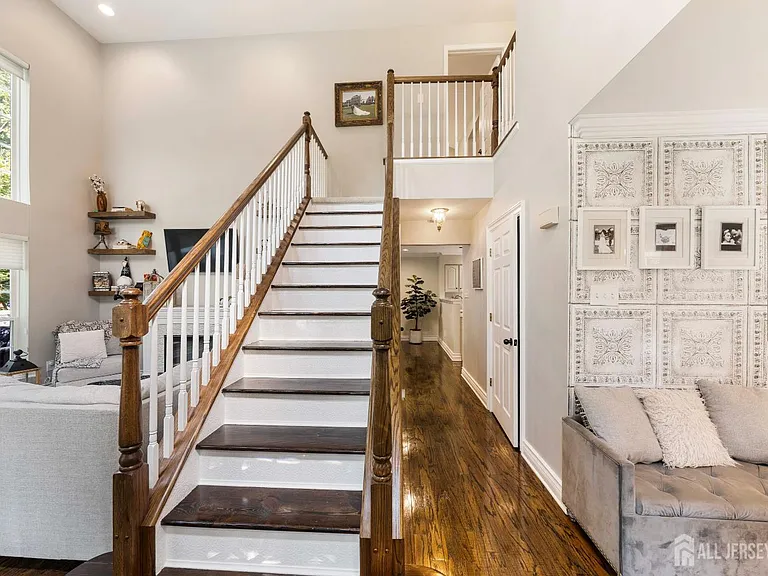 101 S Branch Dr — Photo 10