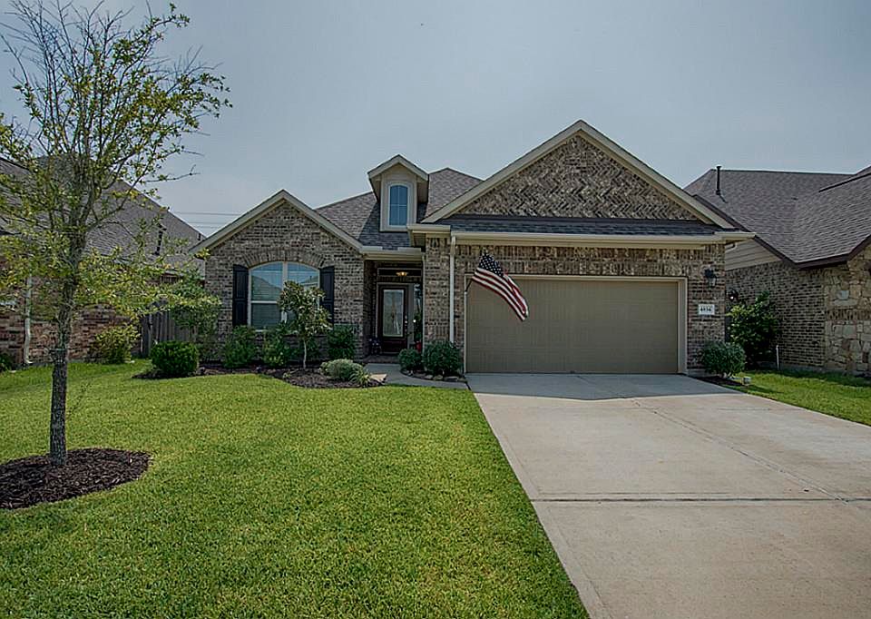 1st image of 4834 Palomar Ln
