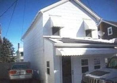 2nd image of 333 E Cranberry Ave
