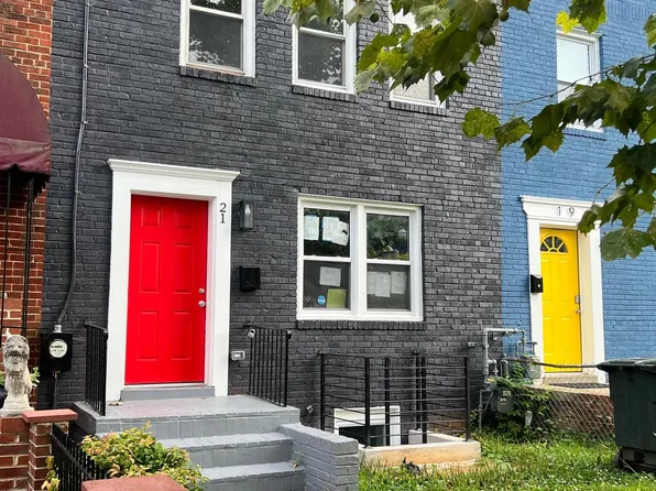 21 Atlantic St SE, Washington, DC 20032