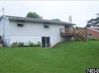 2289 Sycamore Rd, York, PA 17408