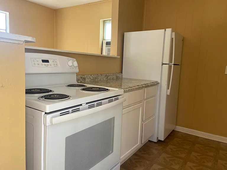 1501 N Travis St #3 — Photo 3