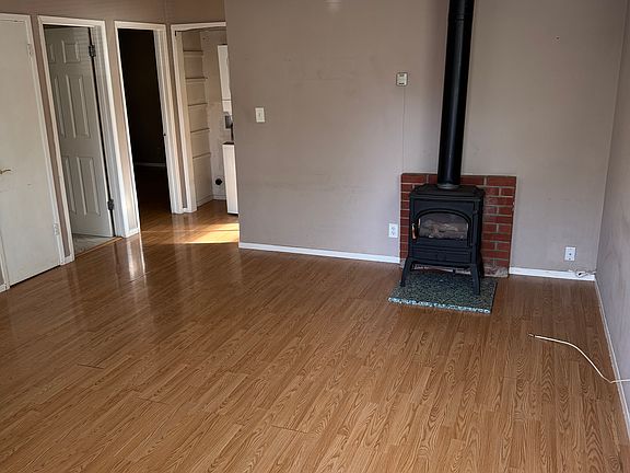 3rd image of 270 Carriage Ln #270