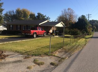 102 Business Ct, Berea, KY 40403