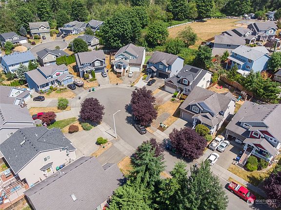 2nd image of 6413 NE 77th Avenue