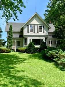 598 Bridge Rd, Cedarburg, WI, 53012
