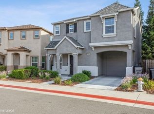 221 Maidenbrook Ln, Sacramento, CA