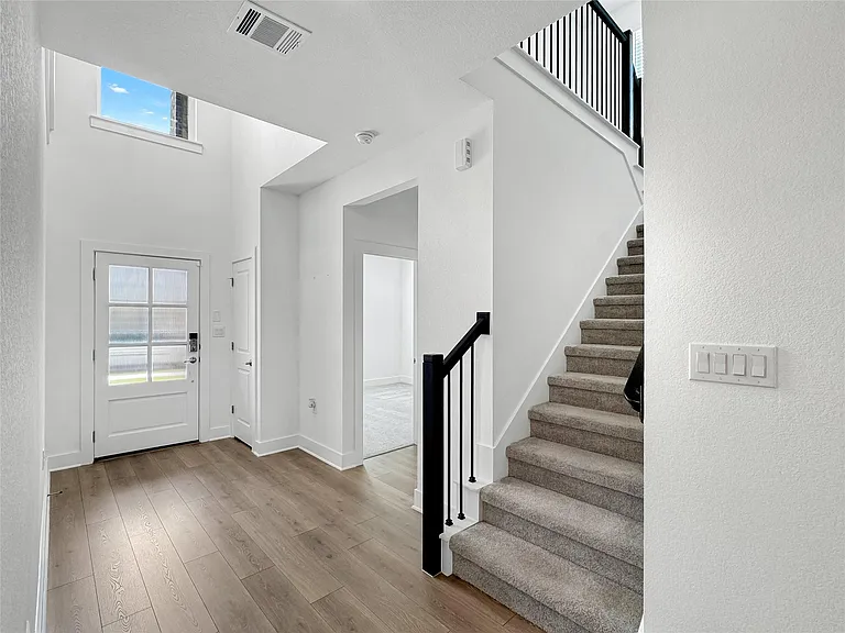 1420 Carvin Way — Photo 21