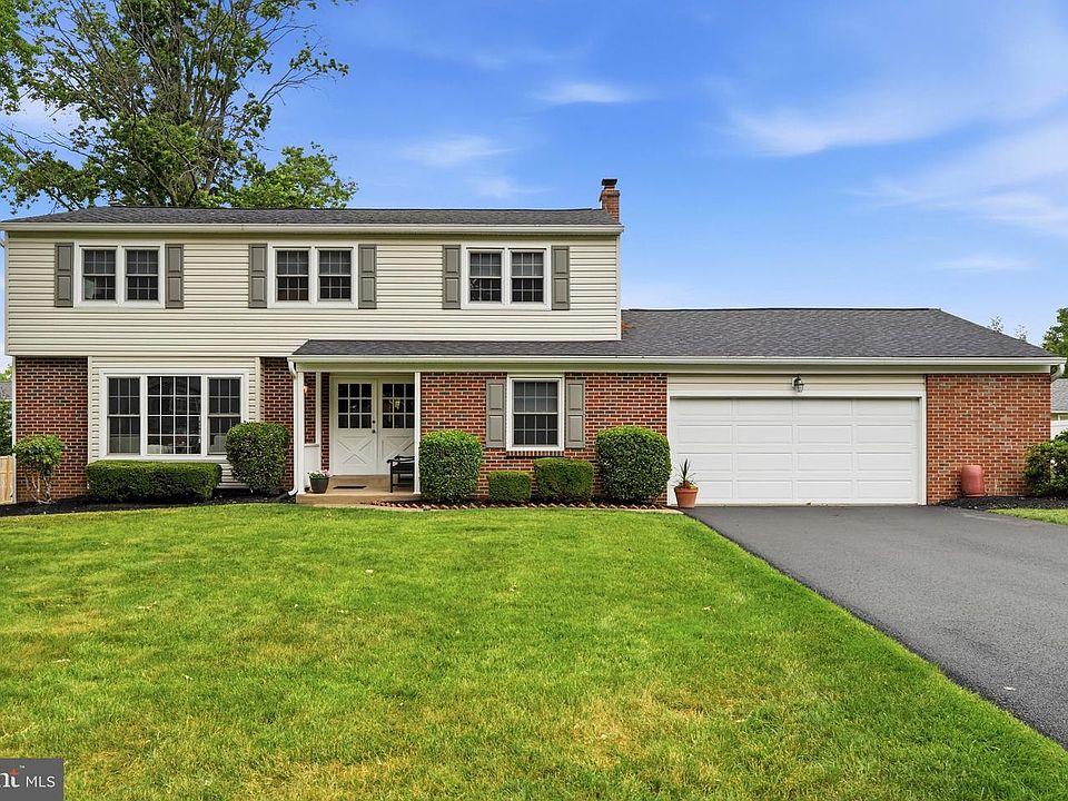 1st image of 554 Keating Dr