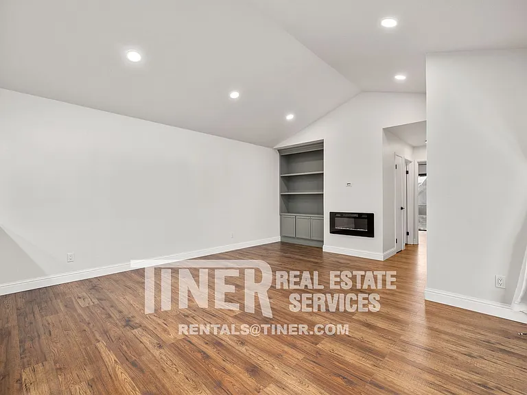 7586 Waterwillow Dr — Photo 5