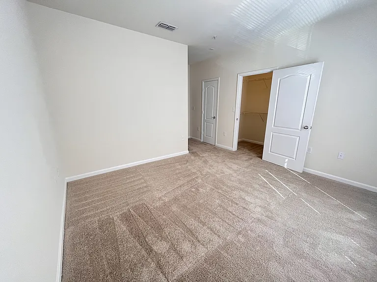 Wesley Kensington Apartments at Stonecrest — Photo 337