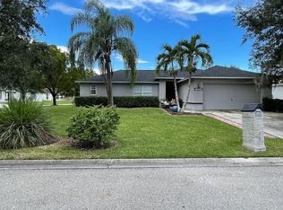 15601 Sunny Crest Ln, Fort Myers, FL 33905