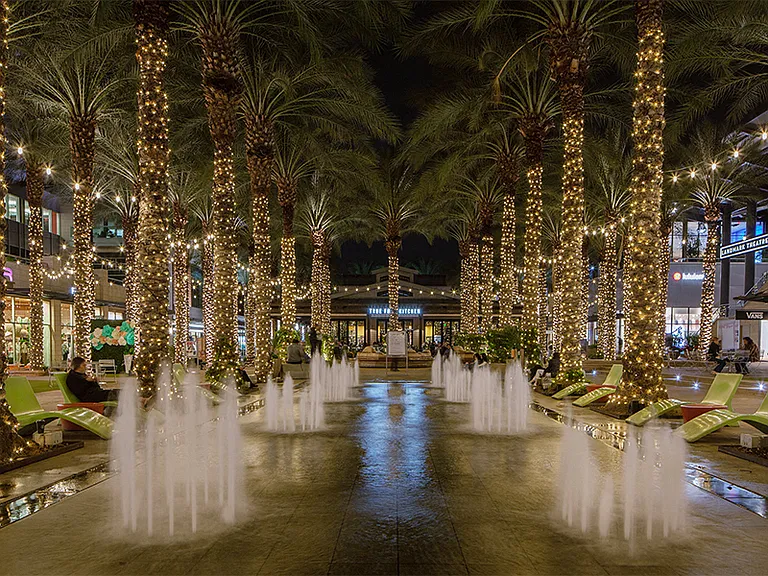 Shopping and dining nearby at Scottsdale Quarter