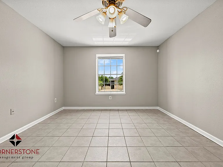 445 W Parker Blvd #4 — Photo 7