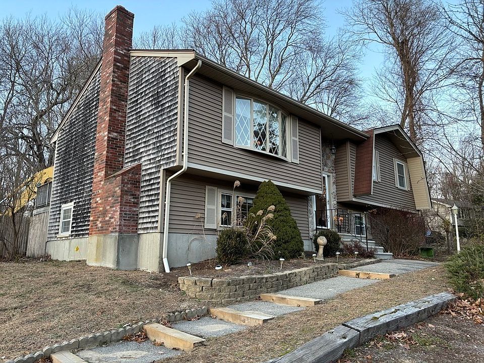 1st image of 67 Westview Dr